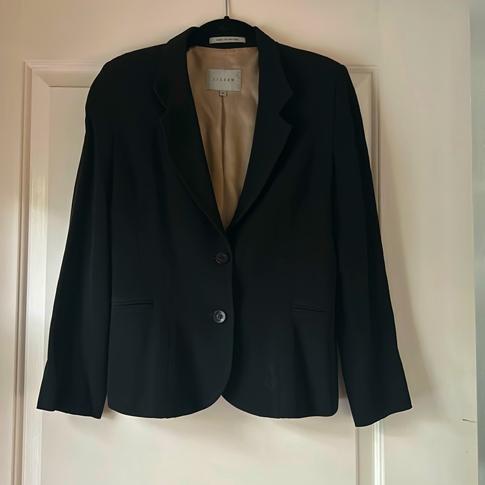 Jigsaw black fitted jacket size 6